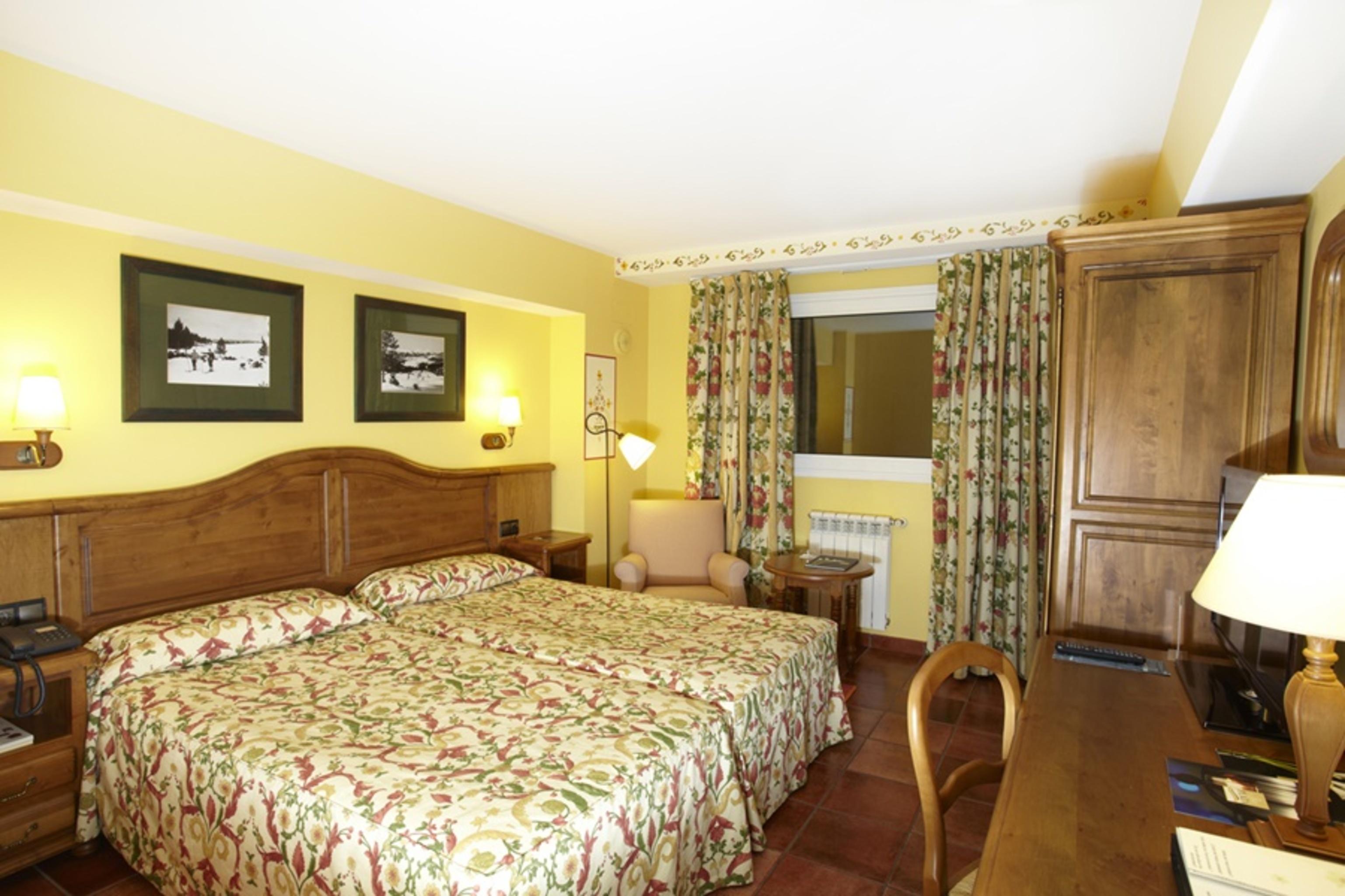 Ski Plaza Hotel & Wellness Canillo Ngoại thất bức ảnh